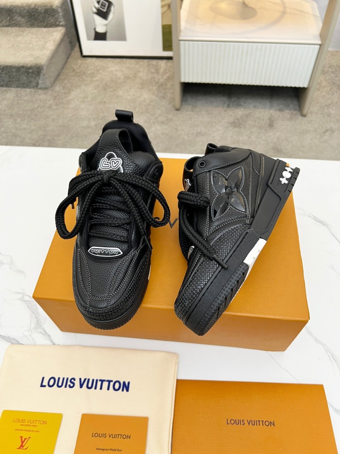 Men  Women  L*ouis V*uitton   Top Sneaker L*V Trainer size 35-46