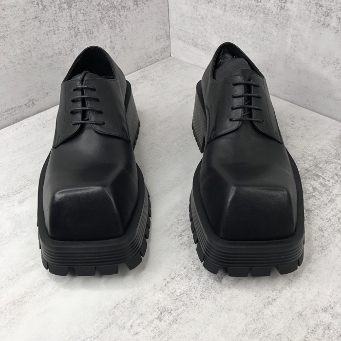Men size 38-45 B*alenciaga  Top quality 1:1 Sneaker