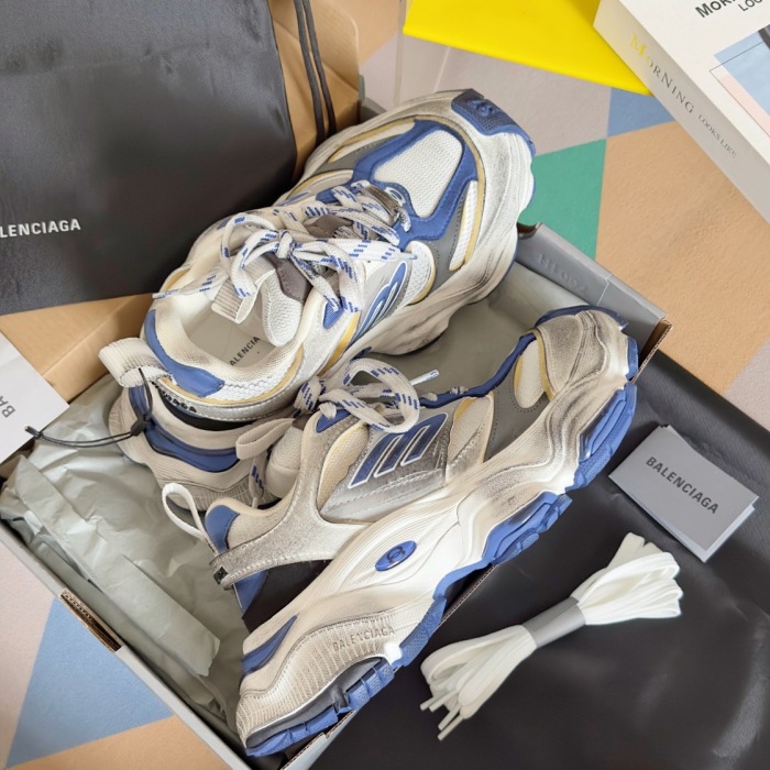WOMEN SIZE 35-39 Men SIZE 39-45 B*alenciaga Sneaker  Top quality 1:1