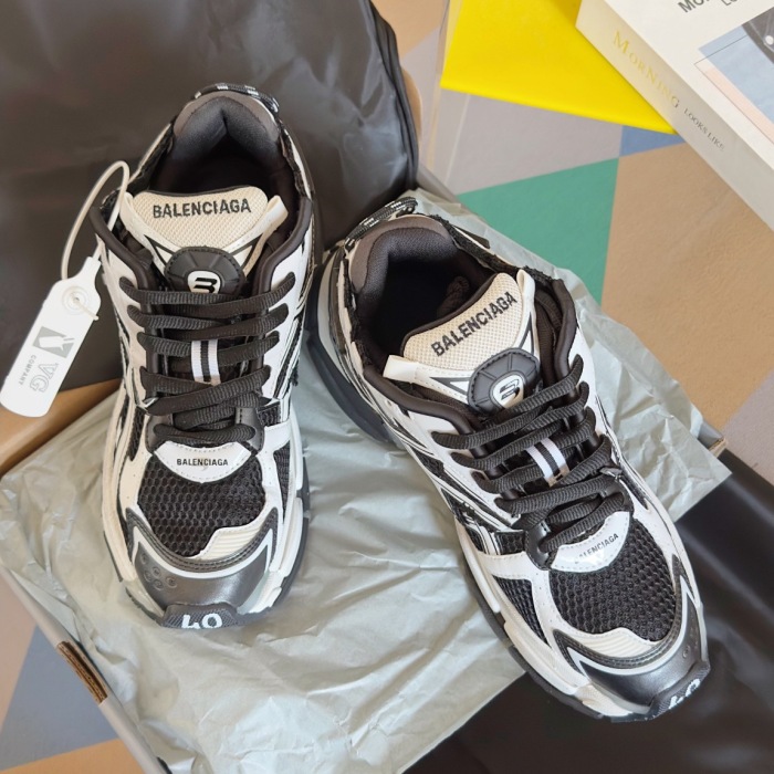 WOMEN SIZE 35-39 Men SIZE 39-45 B*alenciaga Sneaker  Top quality 1:1