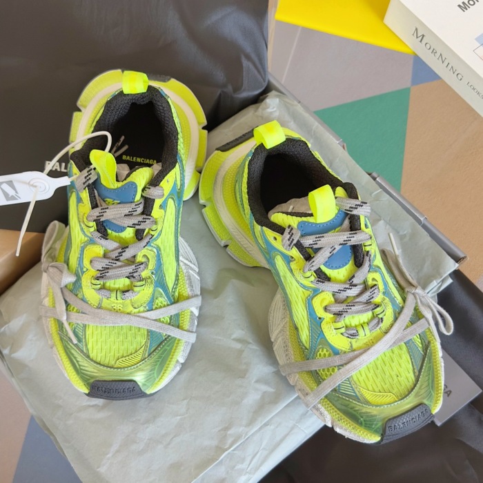 WOMEN SIZE 35-39 Men SIZE 39-45 B*alenciaga Sneaker  Top quality 1:1