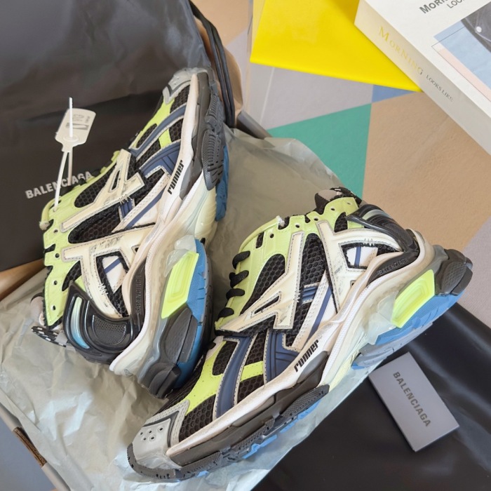 WOMEN SIZE 35-39 Men SIZE 39-45 B*alenciaga Sneaker  Top quality 1:1