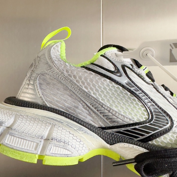 WOMEN SIZE 35-39 Men SIZE 39-45 B*alenciaga Sneaker  Top quality 1:1