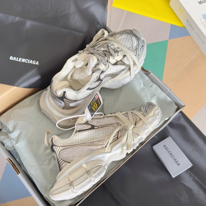 WOMEN SIZE 35-39 Men SIZE 39-45 B*alenciaga Sneaker  Top quality 1:1