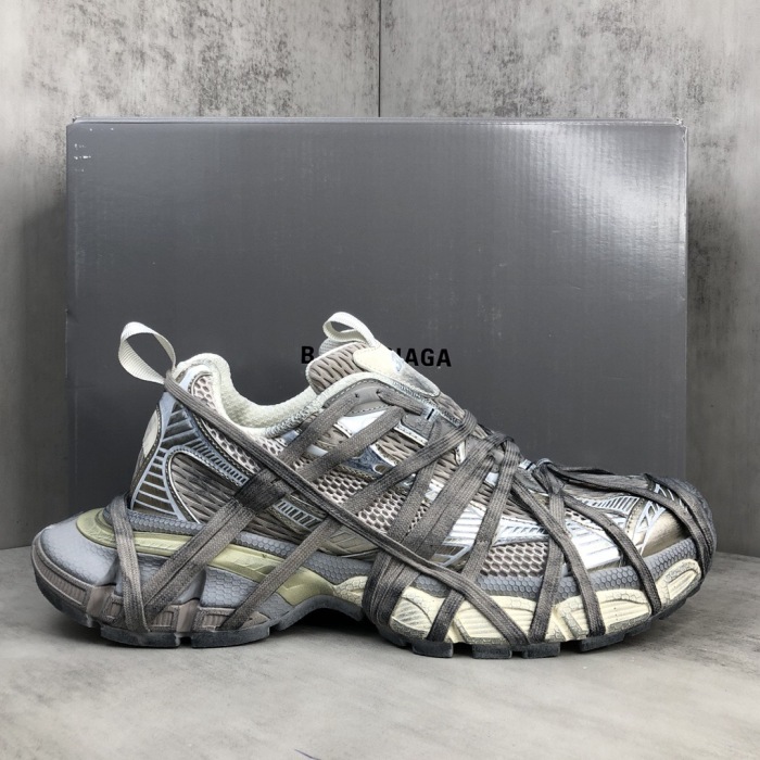 WOMEN SIZE 35-39 Men SIZE 39-45 B*alenciaga Sneaker  Top quality 1:1