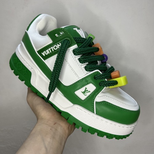 Men  Women  L*ouis V*uitton   Top Sneaker L*V Trainer