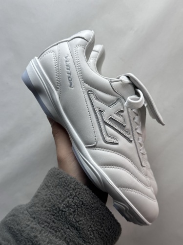 Men  Women  L*ouis V*uitton   Top Sneaker L*V Trainer