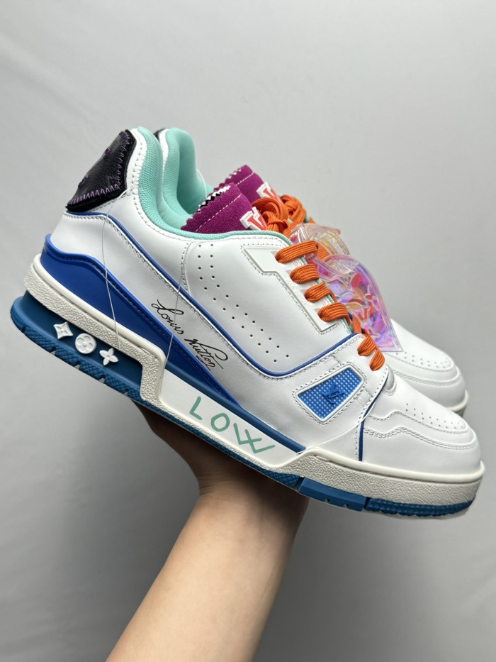 Men  Women  L*ouis V*uitton   Top Sneaker L*V Trainer