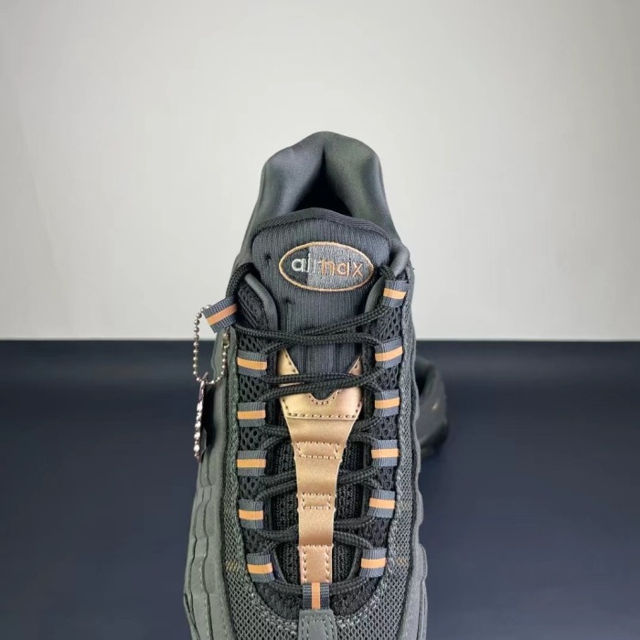 Women  Man Nike Air Max95