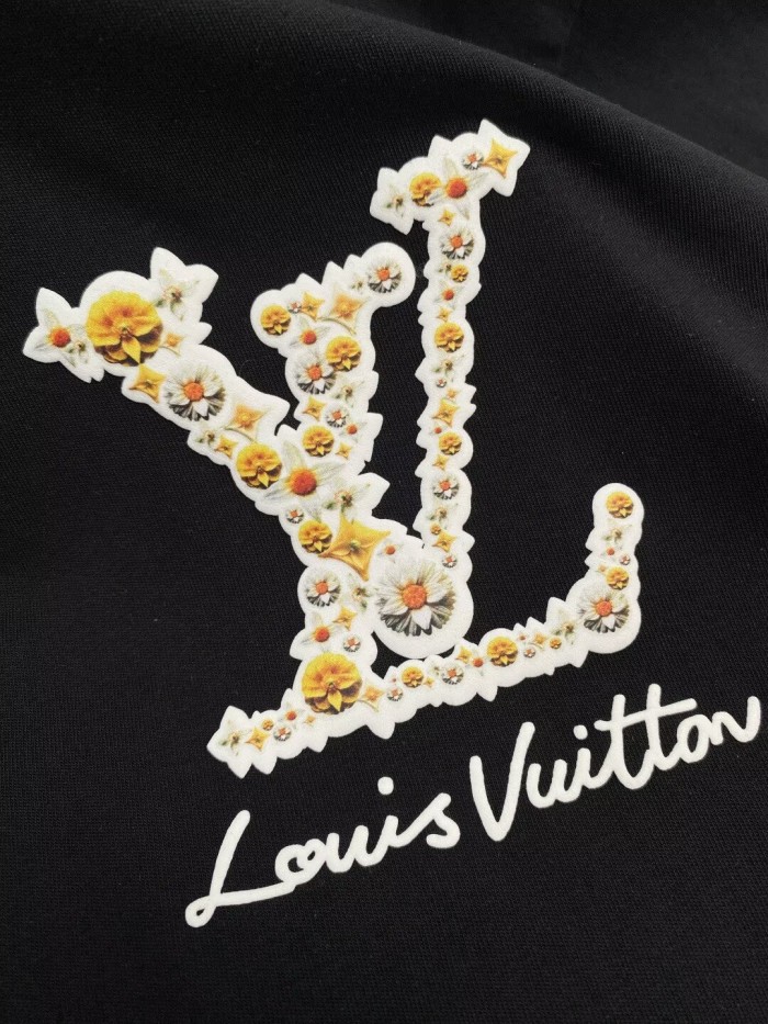women Men L-v T-shirt  Top Quality