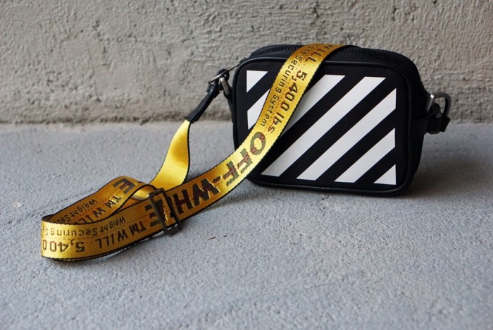 Off-White Speed bump printed square shoulder bag