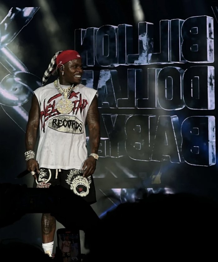 Hellstar Studio High street hip hop classic logo distressed shorts