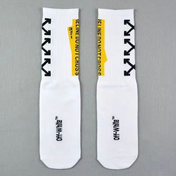 Off-White Warning line black and white arrow letters Skateboarding Mid Calf Socks 8 colors