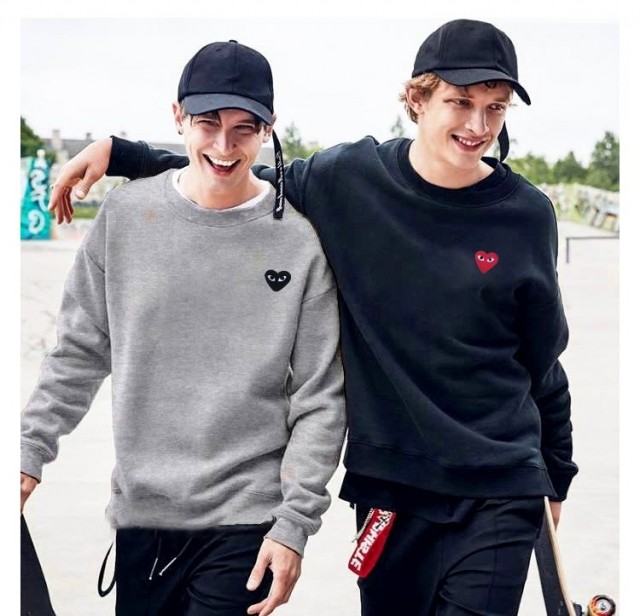[Buy more Save more]CDG Play logo sweatshirt