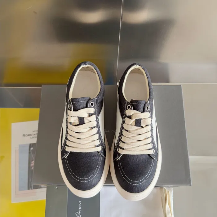 Rick 0wens Black Canvas Low-Top Sneakers