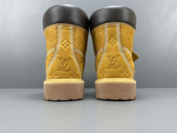 L0UiS VUiTT0N x TIMBERLAND ANKLE BOOTS