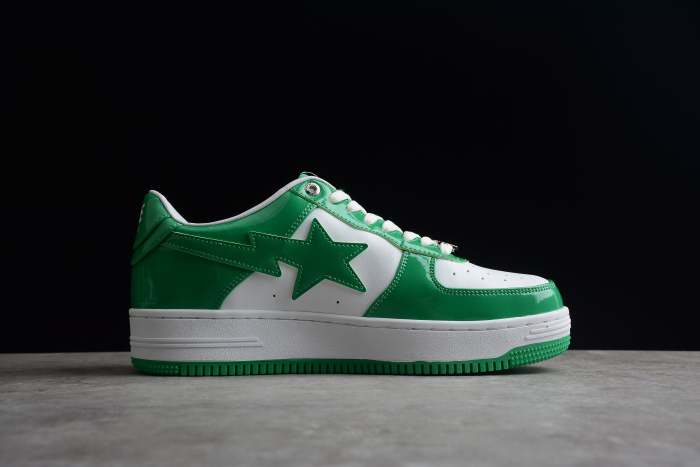B@PE ST@ Low-Top Green and White Sneakers