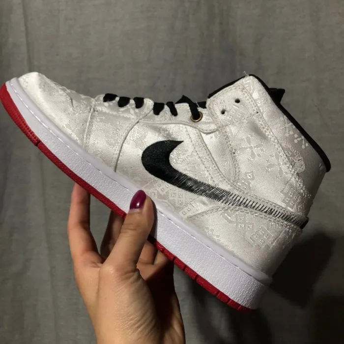JORD@N 1 MID SE x FEARLESS EDISON CHEN CLOT