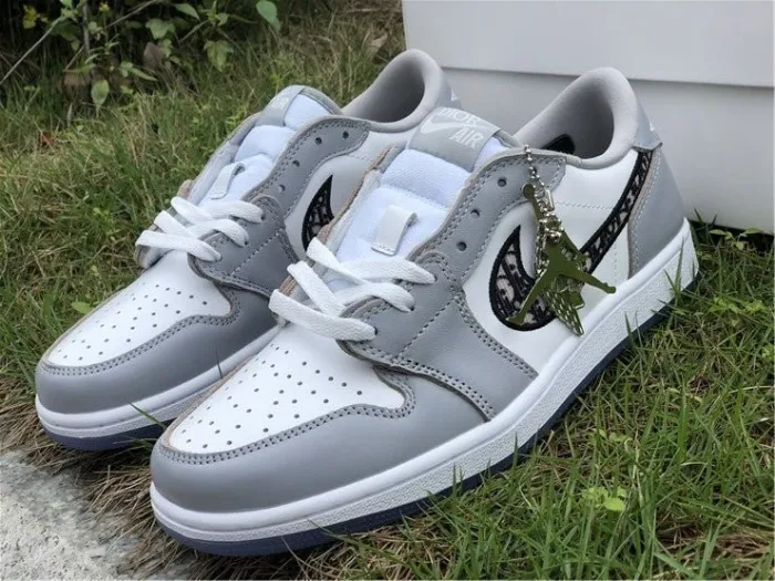 JORD@N 1 LOW x DIOR