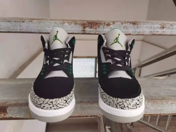 JORD@N 3 RETRO x PINE GREEN