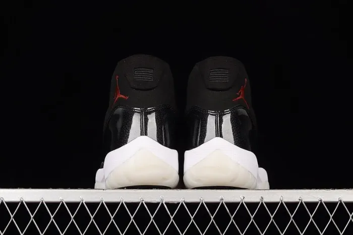 AIR JORD@N 11 RETRO 72-10 BLACK/BLACK/VARSITY RED
