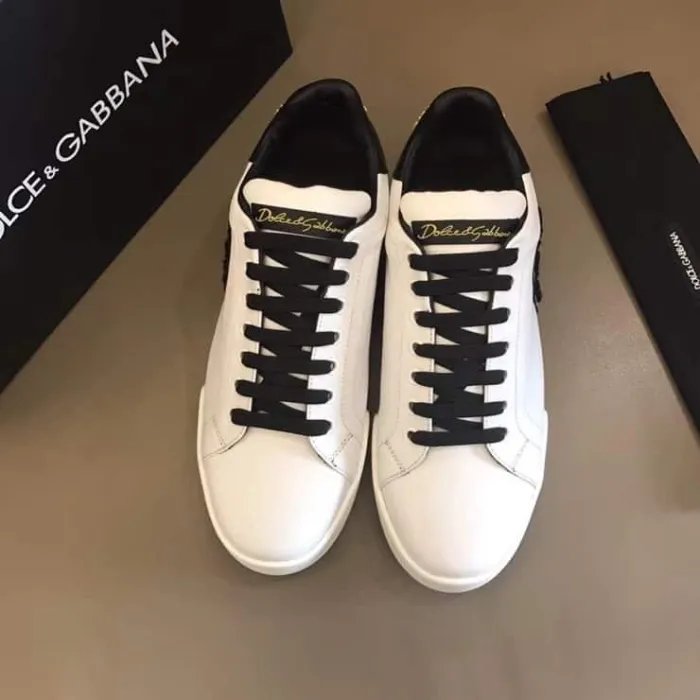 DOLCE    G@BB@N@ PORTOFINO SNEAKERS IN NAPPA CALFSKIN WITH PATCHES   DG15
