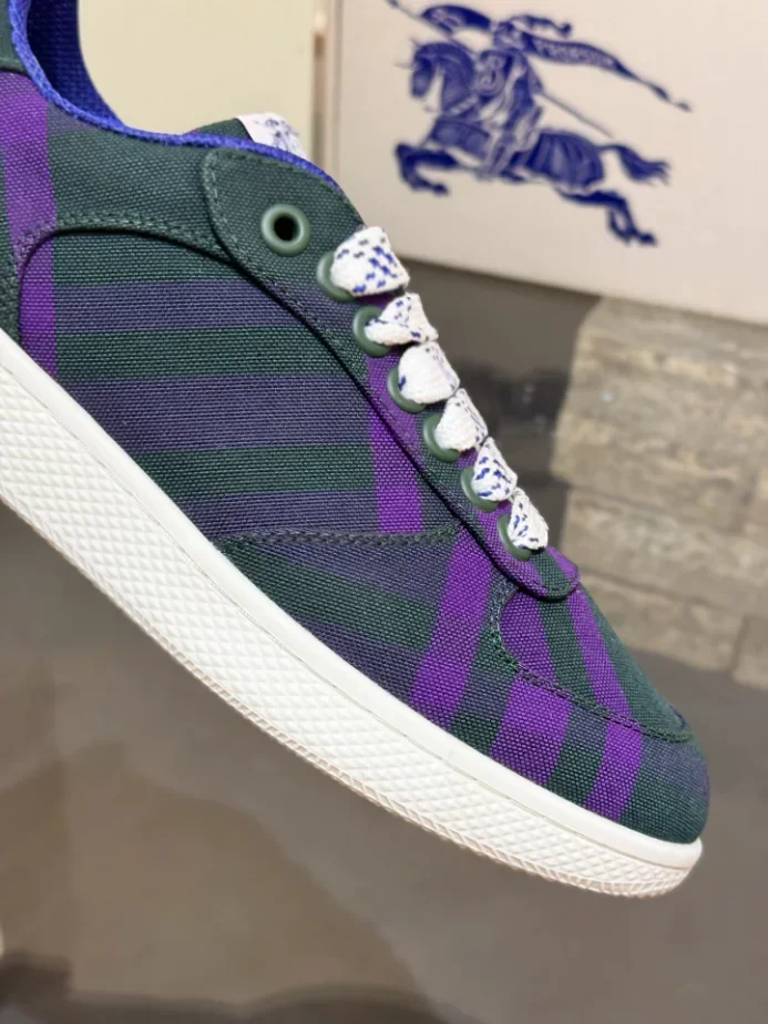 BURB5RRY TERRACE CHECK SNEAKERS   BBR103