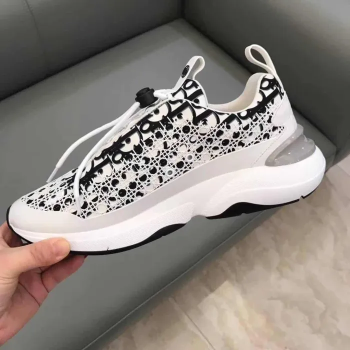 D1OR B24 CANNAGE MOTIF BLACK SNEAKER   CD21