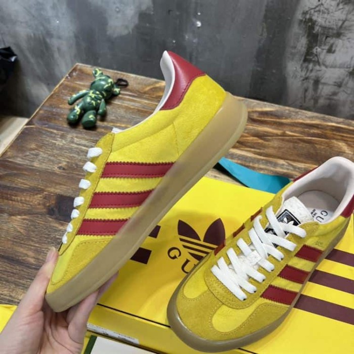 GUCC1 GAZELLE SNEAKER   GC116