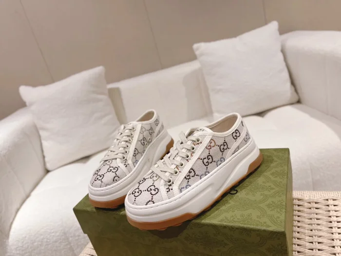 GG TRAINER SNEAKER   GC219