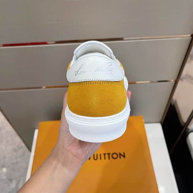 LOU1S VU1TTON TRAINER SNEAKER   LSVT292