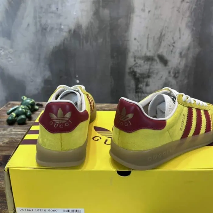 GUCC1 GAZELLE SNEAKER   GC116