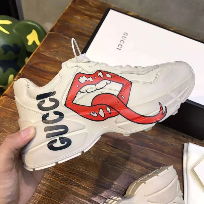 GUCC1 RHYTON SNEAKER WITH MOUTH PRINT