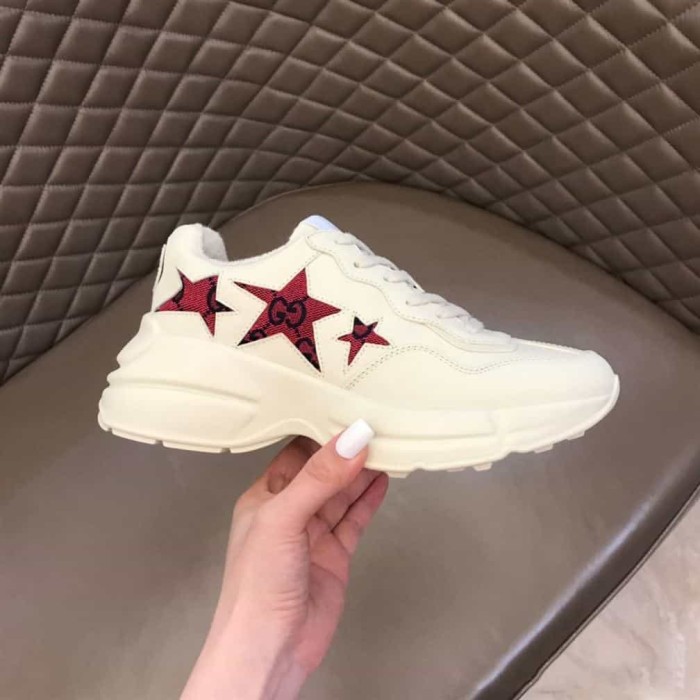 GUCC1 RHYTON SNEAKERS WITH STAR   GC060