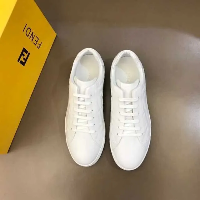 FEND1 WHITE NAPPA LEATHER LOW TOP SNEAKERS   FD09