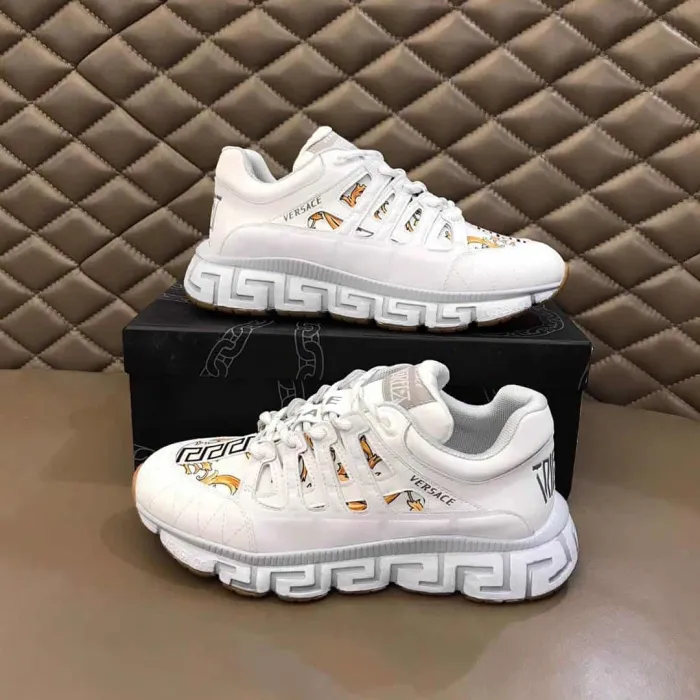 VERS@CE TRIGRECA SNEAKER   VS38