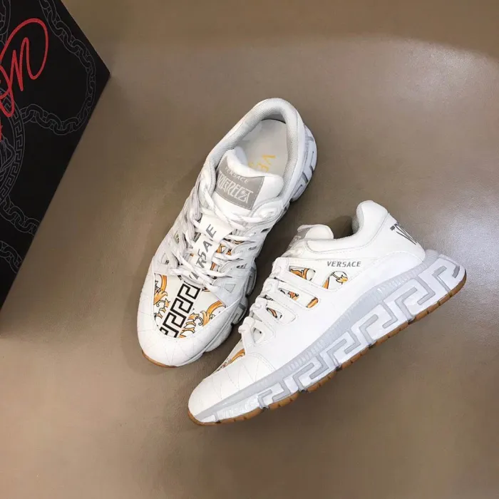 VERS@CE TRIGRECA SNEAKER   VS38