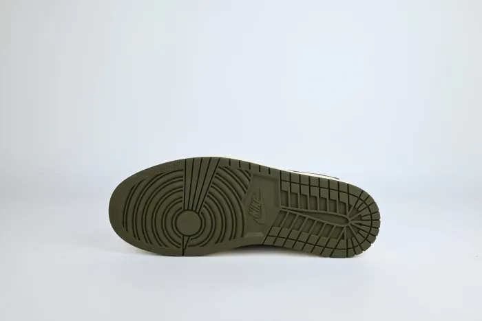 Tr@vis Scott
 x Air Jord@n 1 Low OG Medium Olive