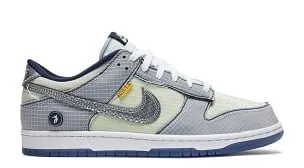 N*ke Dunk Low Union Passport Pack Pistachio