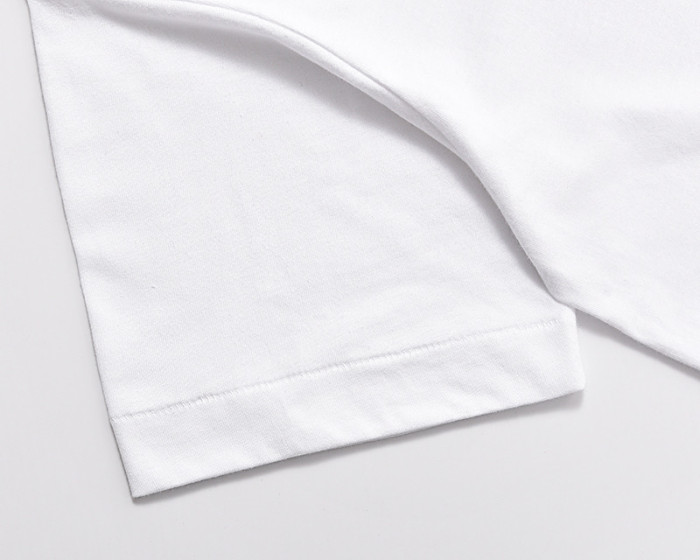 Cdg Play Pixel Grid Large Heart Letter Print Tee 2 colors
