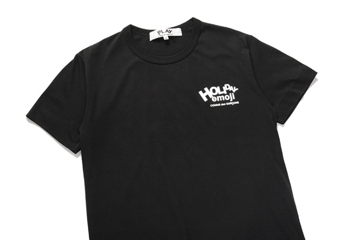 Cdg Play Black Heart Vertical Row at Back Tee