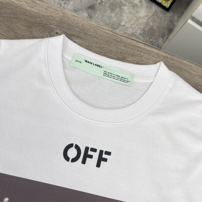 Off-White OF09 Square Diagonal Arrow tee