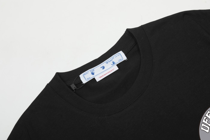 Off-White OF72 Square Diagonal Arrow tee