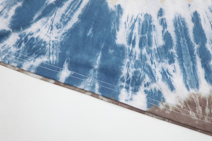 GaIIery dept Retro blue spiral tie-dye washed printed tee