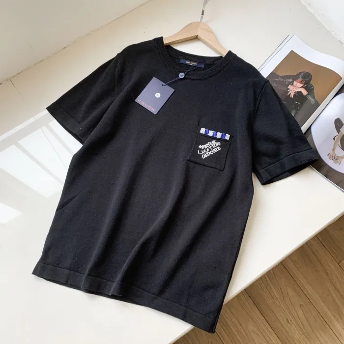 New pocket bead logo knitted tee