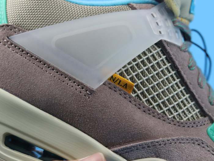 Jord@n 4 Retro SP 30th Anniversary Union Taupe Haze