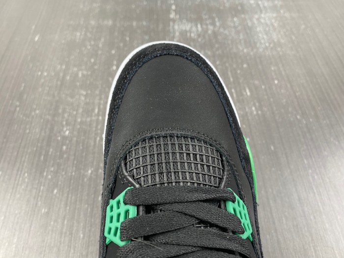 N*ke SB x Air Jord@n 4 Alternate Black