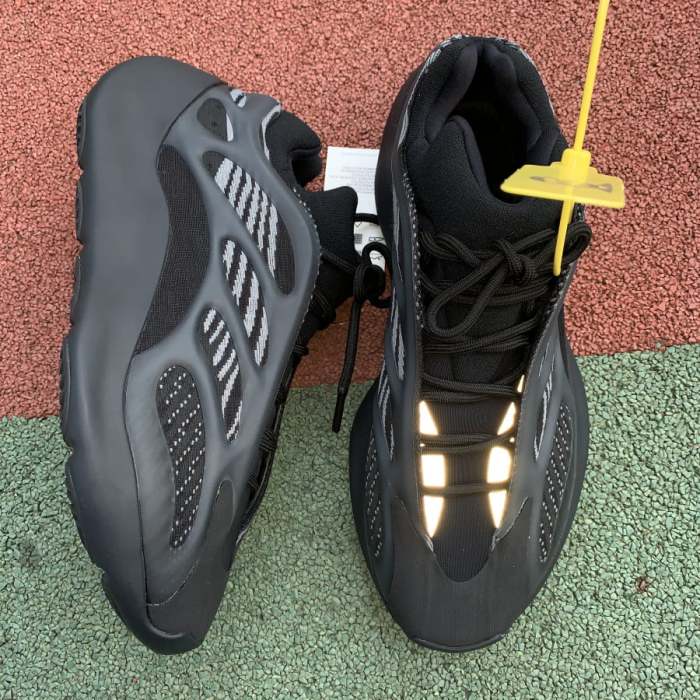 @didas Yeezy 700 V3 Alvah