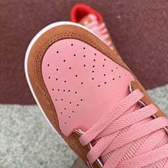 N*ke Dunk Low NH Winter Solstice