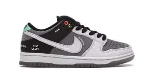 N*ke SB Dunk Low VX1000